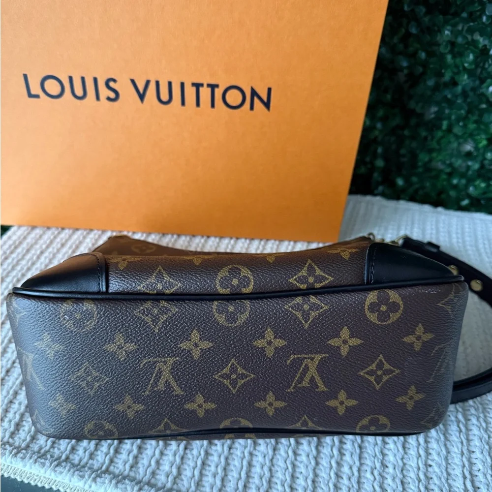 Louis Vuitton Brown Monogram Boulogne Convertible Bag